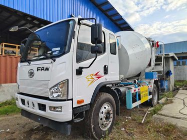 6 cubic and 10 cubic Mixer Truck for Sale